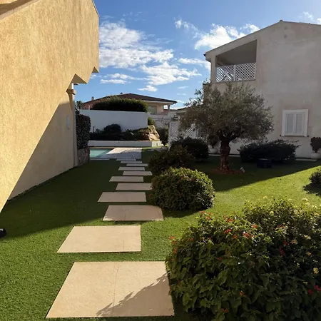 Апартаменты Sardinia Escape In -